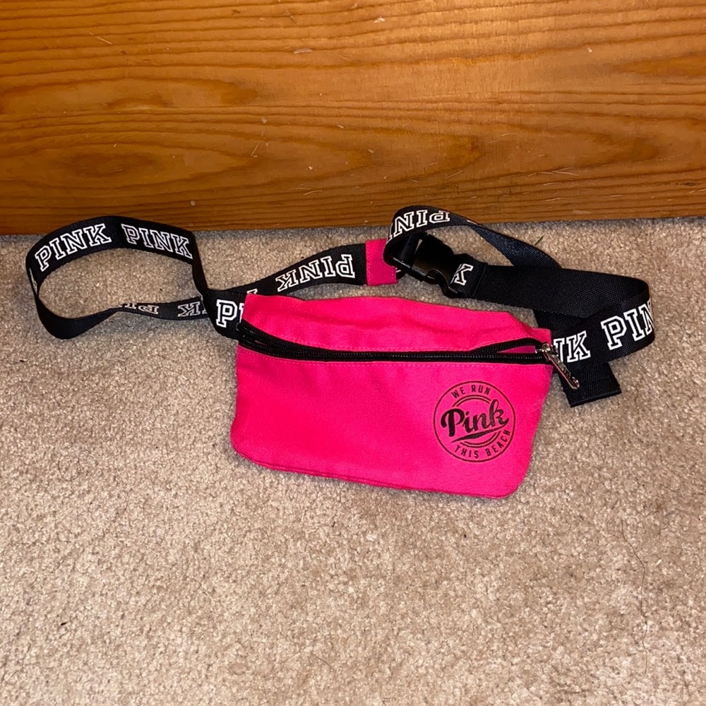 VS Pink Fanny pack